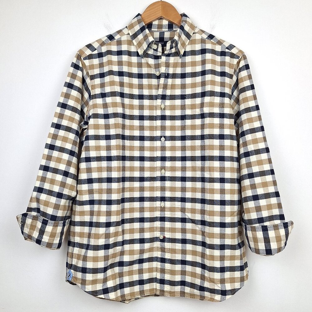 Cremieux Mens Button Down Shirt, Size M Black and Tan Plaid 100% Cotton Flannel